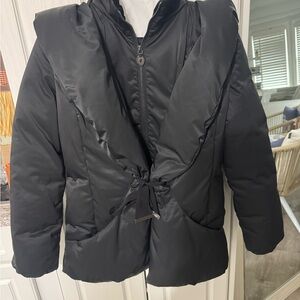 Elie Tahari Elegant Black Puffer Jacket